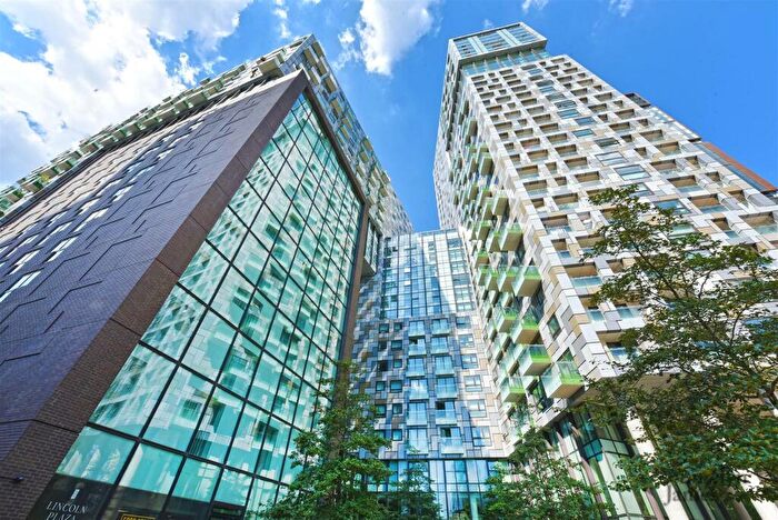 1 Bedroom Apartment To Rent In Lincoln Plaza, Canary Wharf, E14