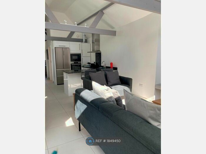 1 Bedroom Detached House To Rent In Mill End, Henfield, BN5