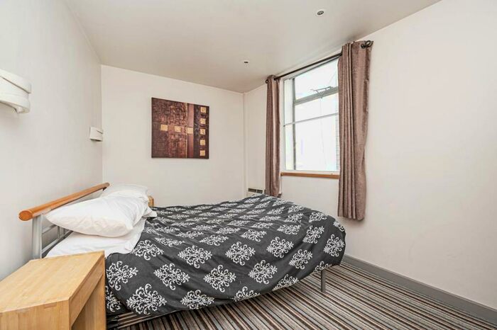 1 Bedroom Flat To Rent In Bishopsgate, Bishopsgate, London, EC2M