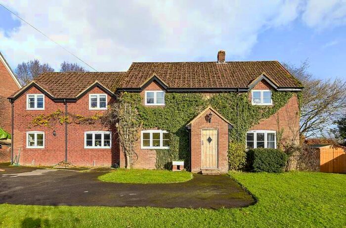 4 Bedroom Detached House For Sale In Bests Lane, Sutton Veny, Warminster, BA12