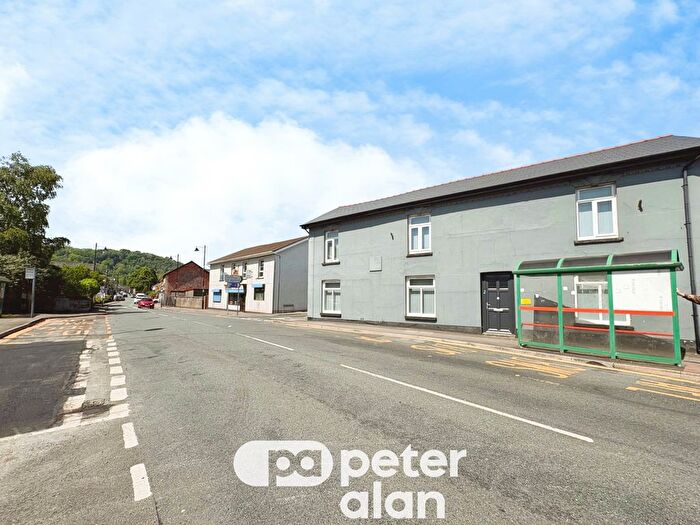 1 Bedroom Flat To Rent In Commercial Street, Newport, NP11
