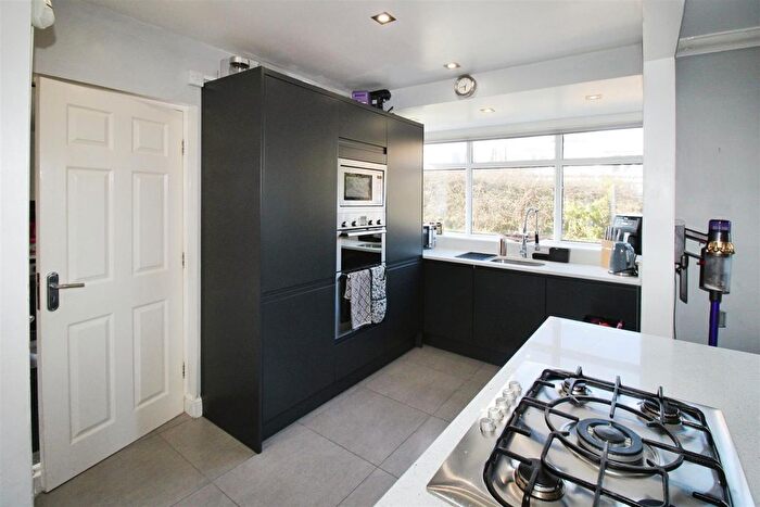 4 Bedroom Semi-Detached House To Rent In Lytham Drive, Queensbury, BD13