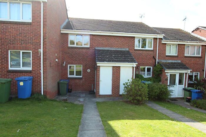 2 Bedroom Terraced House To Rent In Harrier Drive Sittingbourne Kent, ME10