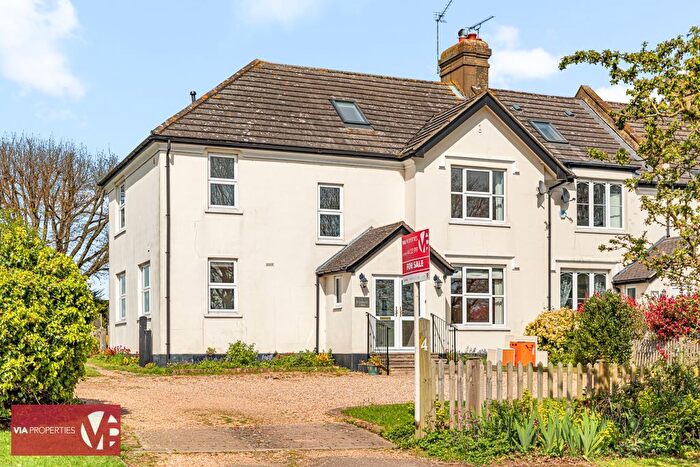 4 Bedroom End Of Terrace House For Sale In Beaumont Road, Broxbourne, EN10