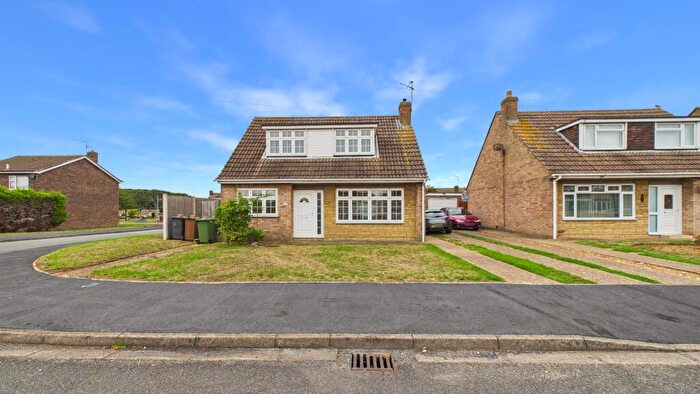 3 Bedroom Chalet For Sale In Buttermere Place, Peterborough, PE4