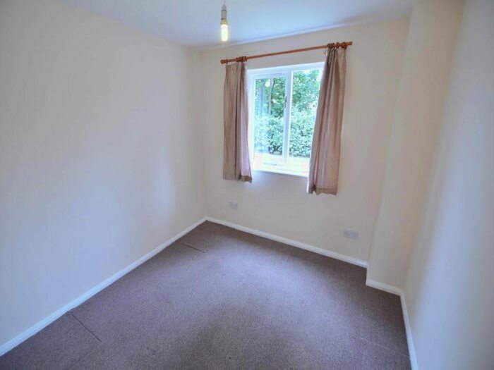 1 Bedroom Flat To Rent In Ennerdale Close, Cheam, Sutton, Surrey, SM1