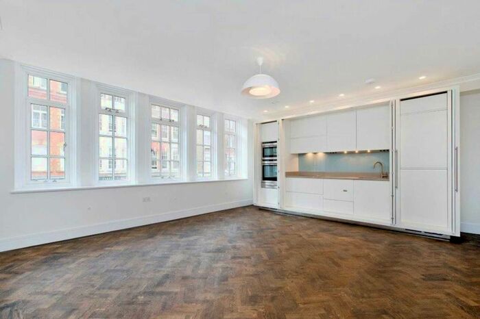 2 Bedroom Flat To Rent In Marylebone High Street, London, W1U