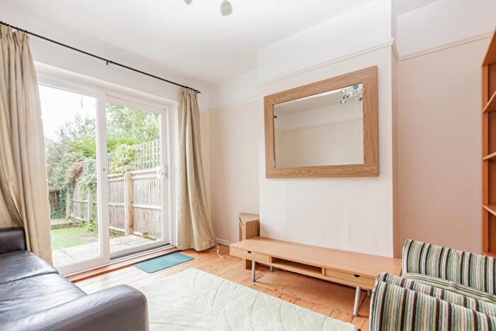 5 Bedroom Semi Detached House To Rent In Crotch Crescent, Marston, OX3