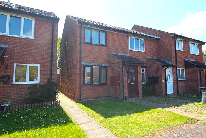 2 Bedroom End Of Terrace House For Sale In Wainwright, Werrington, Peterborough, PE4