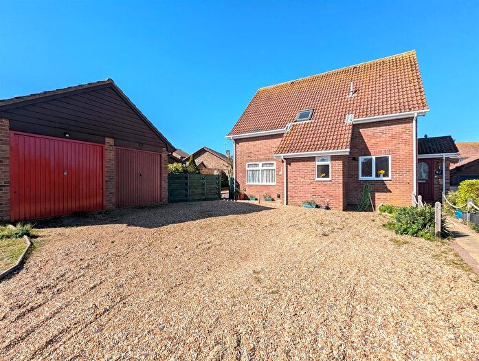 2 Bedroom Semi-Detached House For Sale In Merrie Gardens, Lake, PO36