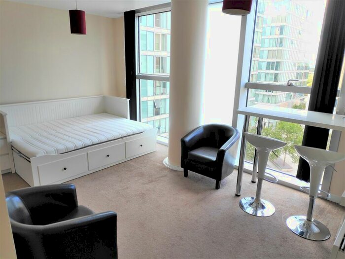 Detached House To Rent In Staten House, Milton Keynes, MK9