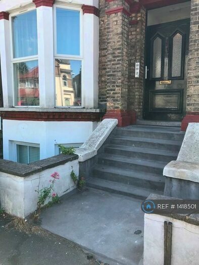 1 Bedroom Flat To Rent In Colby Road, London, SE19