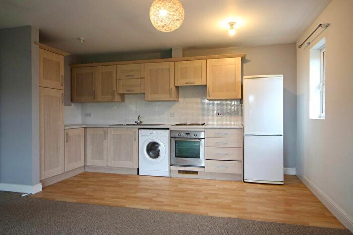 2 Bedroom Flat To Rent In Braunston Close, Hunsbury Hill -, NN4