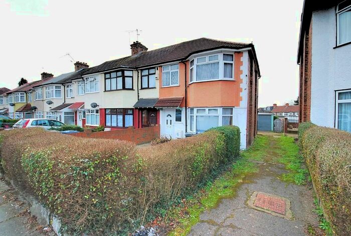 3 Bedroom End Of Terrace House To Rent In Bridgewater Road, Wembley, Middlesex, HA0