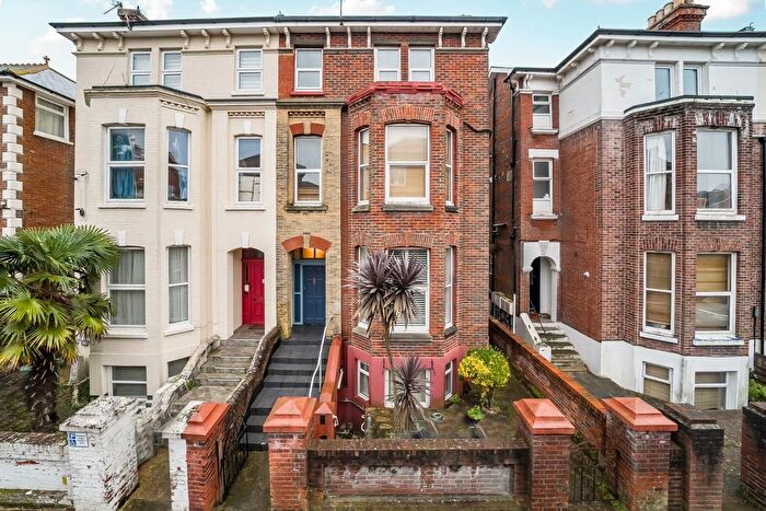 1 Bedroom Flat For Sale In St. Ronans Road, Southsea, PO4