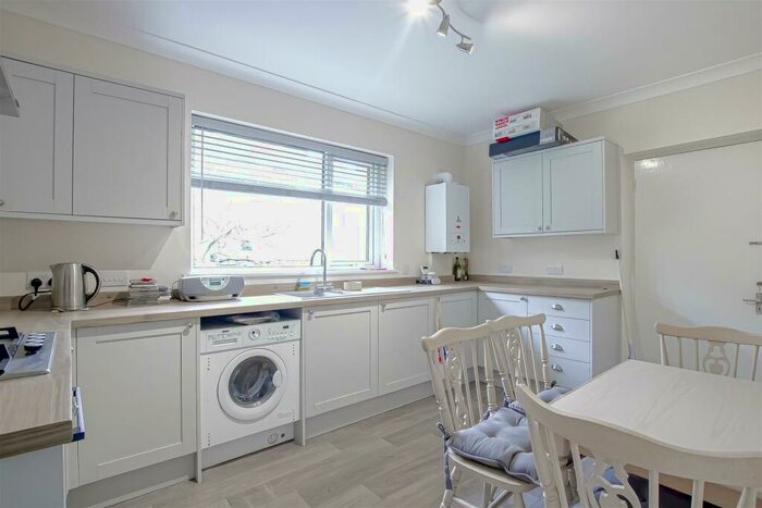 3 Bedroom Detached Bungalow To Rent In Musbury View, Haslingden, BB4