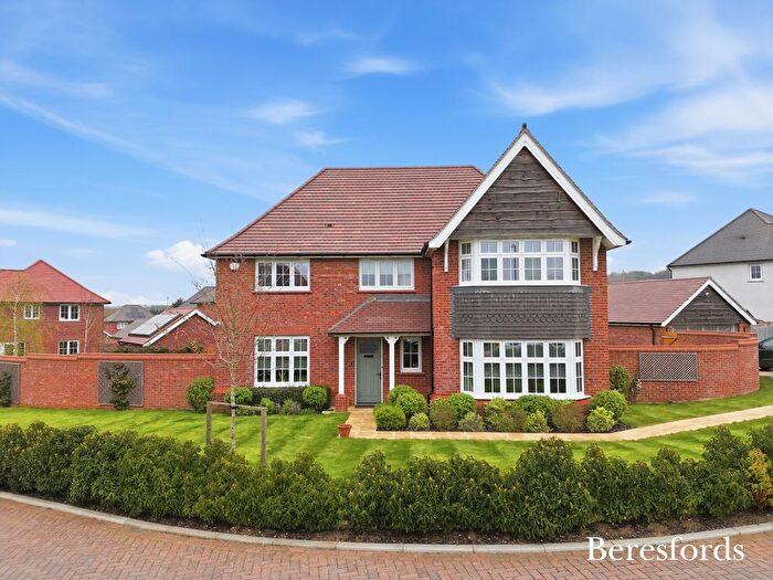 4 Bedroom Detached House For Sale In Laurel Drive, Bulphan, RM14