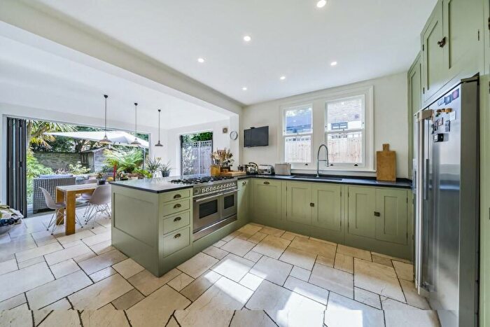 4 Bedroom Terraced House To Rent In Shenley Road, London, SE5
