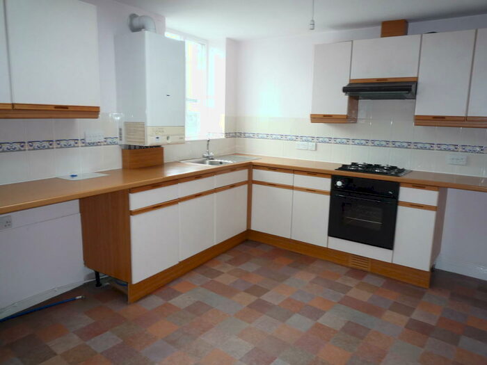 1 Bedroom Apartment To Rent In Madford Lane, Launceston, Cornwall, PL15