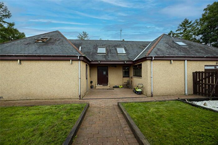 8 Bedroom Detached House For Sale In Pathhead, Midlothian, EH37