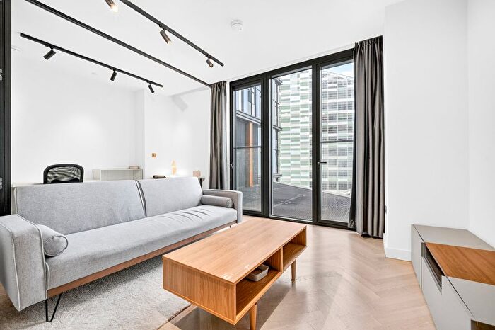 1 Bedroom Flat To Rent In Sun Street, Bishopsgate, EC2A