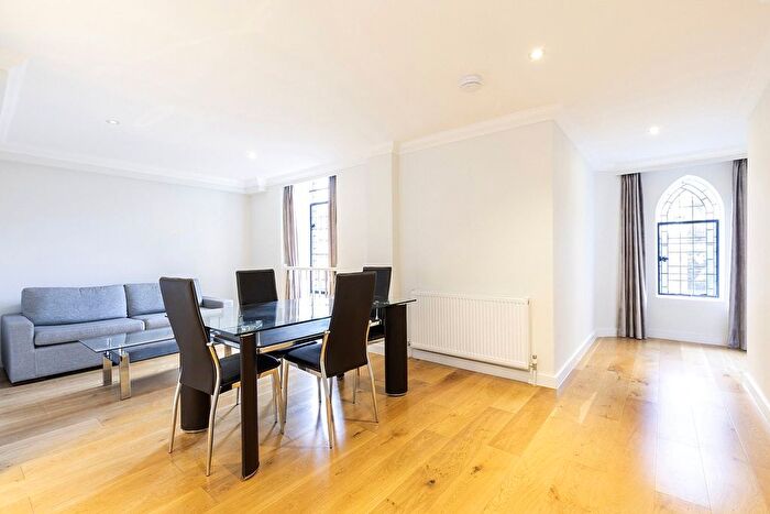 1 Bedroom Flat To Rent In Devonia Road, London, N1