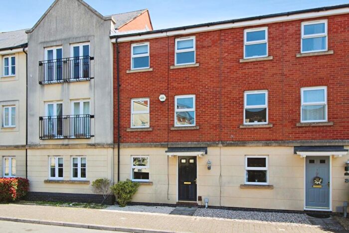 3 Bedroom Terraced House To Rent In Muirfield, Blunsdon St Andrew, SN25