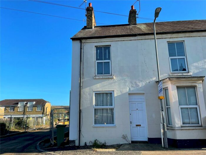 2 Bedroom houses for sale in Simpson Road, Milton Keynes, MK2