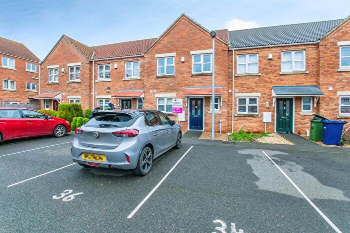 3 Bedroom Terraced House For Sale In Fenmen Place, Wisbech, PE13