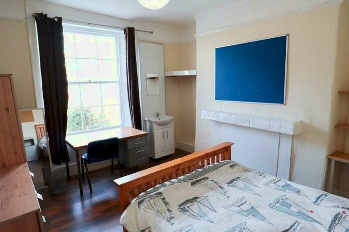 1 Bedroom Terraced House To Rent In Old Tiverton Road, Exeter, Devon, EX4