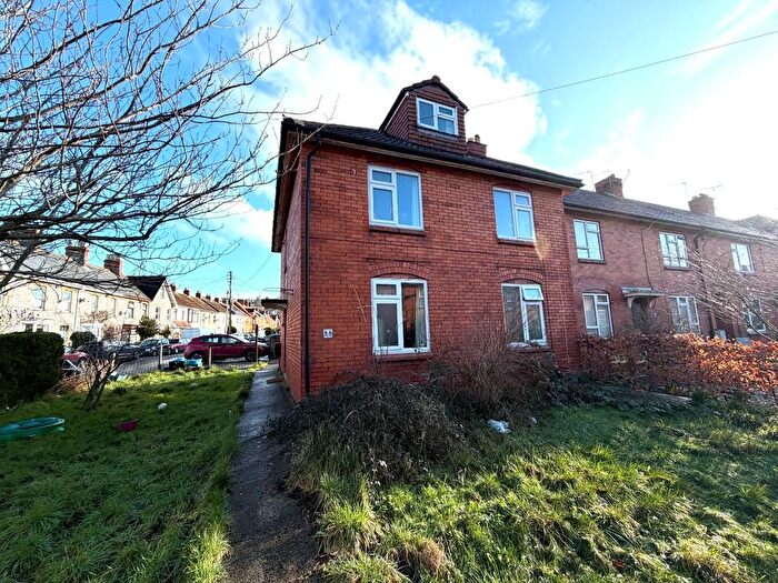 3 Bedroom Semi Detached House For Sale In Norbins Road, Glastonbury, BA6