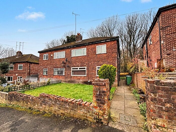 2 Bedroom Flat For Sale In Mountside Crescent, Prestwich, M25