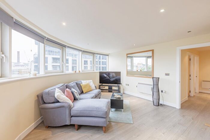 2 Bedroom Flat To Rent In Townmead Road, Imperial Wharf, SW6