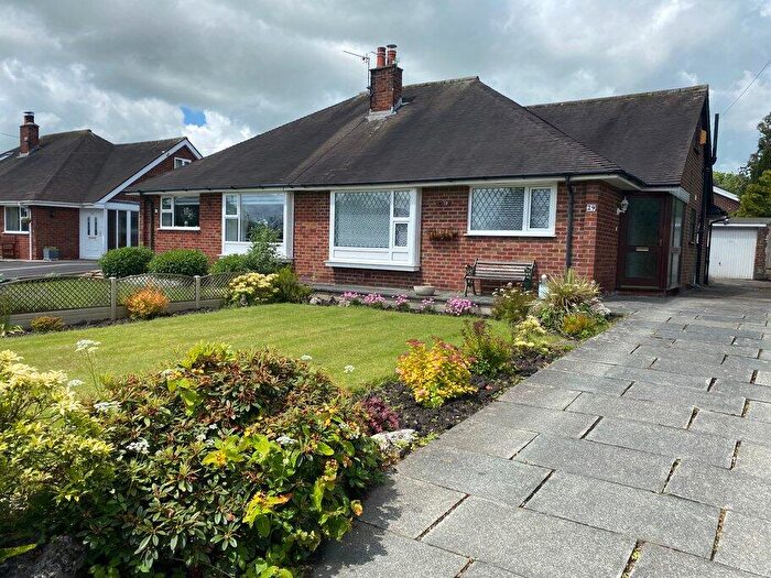 3 Bedroom Bungalow For Sale In Lower Lane, Preston, PR3