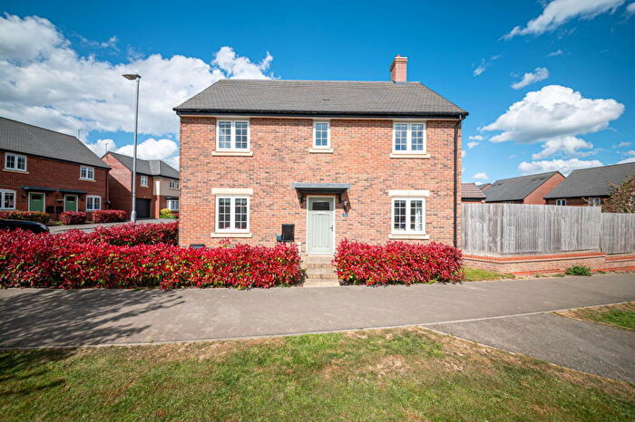 4 Bedroom Detached House For Sale In Harvest Road, Market Harborough, LE16