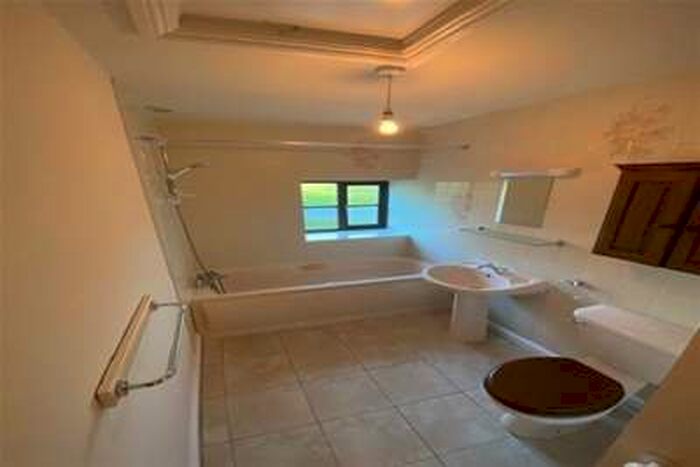 2 Bedroom Farmhouse To Rent In Whitbourne, WR6