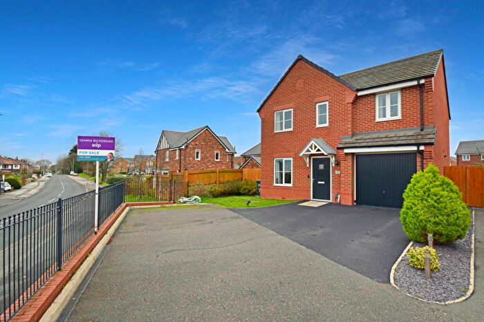 4 Bedroom Detached House For Sale In Llama Close, Leyland, PR25