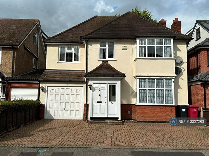 5 Bedroom Detached House To Rent In Upton Road, Slough, SL1