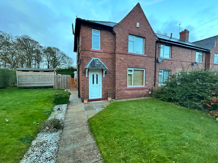 3 Bedroom Semi-Detached House To Rent In Thorn Road, Thornhill, Dewsbury, WF12