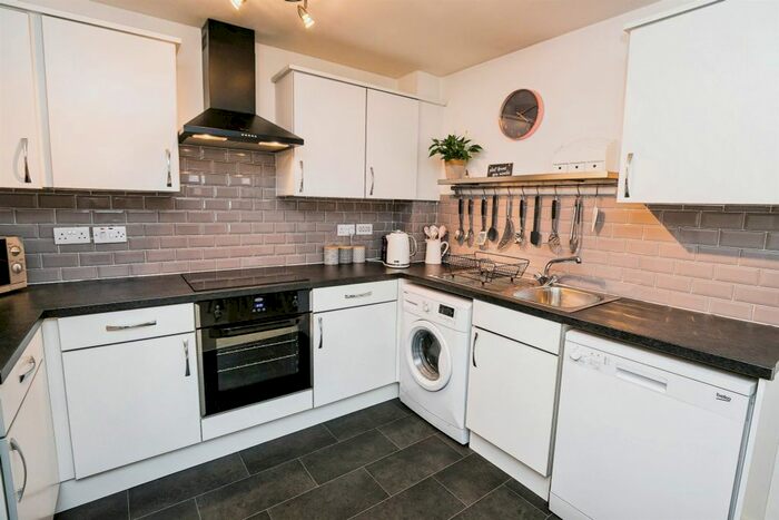 1 Bedroom Flat For Sale In Saddlery Way, Chester, CH1