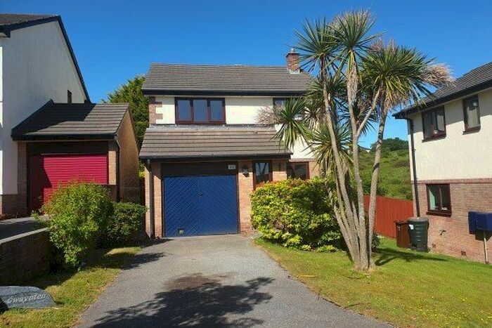 3 Bedroom Detached House To Rent In Carrine Road, Truro TR1