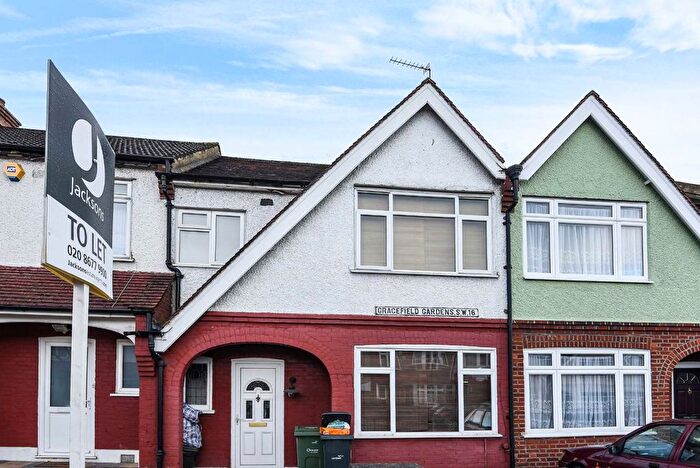 3 Bedroom Terraced House To Rent In Gracefield Gardens, London, SW16
