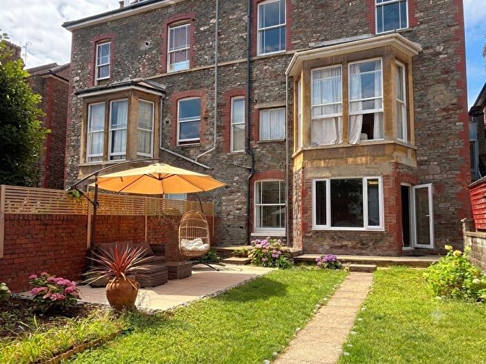 2 Bedroom Flat For Sale In Salisbury Road, Redland, Bristol, BS6