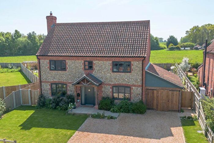 4 Bedroom Detached House For Sale In St Peter Drive, Weasenham, PE32