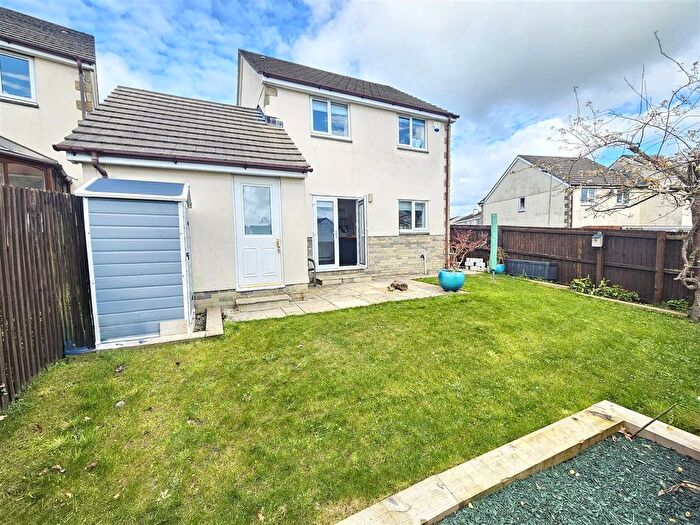 3 Bedroom Detached House For Sale In Courtlands Road, Tavistock, PL19