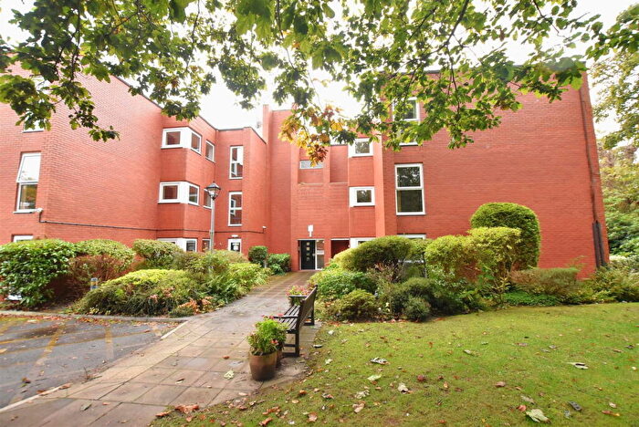 2 Bedroom Apartment For Sale In West Knowe, Bidston Road, Oxton, CH43