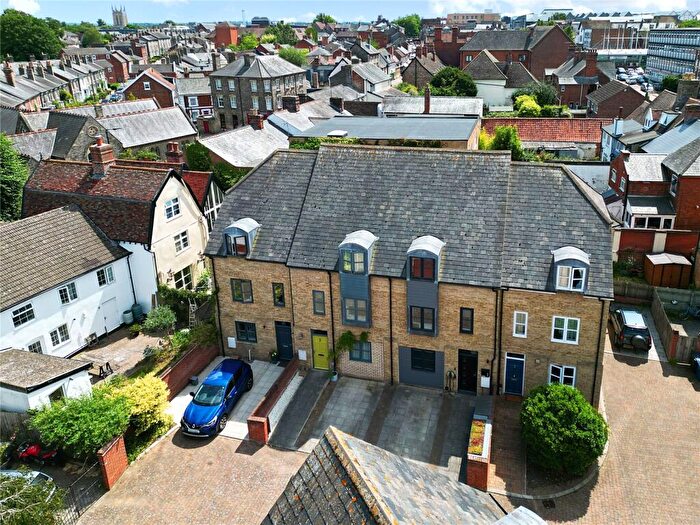 3 Bedroom End Of Terrace House For Sale In Bury St. Edmunds, Suffolk, IP33
