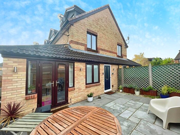 2 Bedroom Semi Detached House To Rent In Maypole Road, Taplow, Maidenhead, SL6