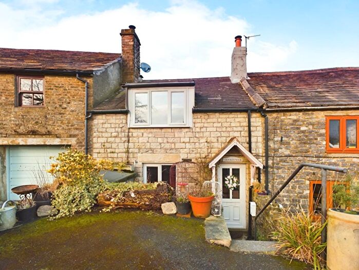 2 Bedroom Terraced House For Sale In Sparrow Pit, Buxton, SK17