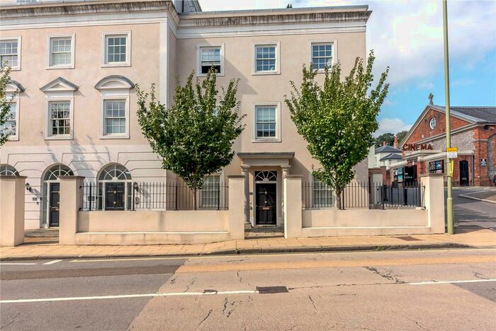 1 Bedroom Flat To Rent In Flat St James Mews, St Cross Road, Winchester, Hampshire, SO23